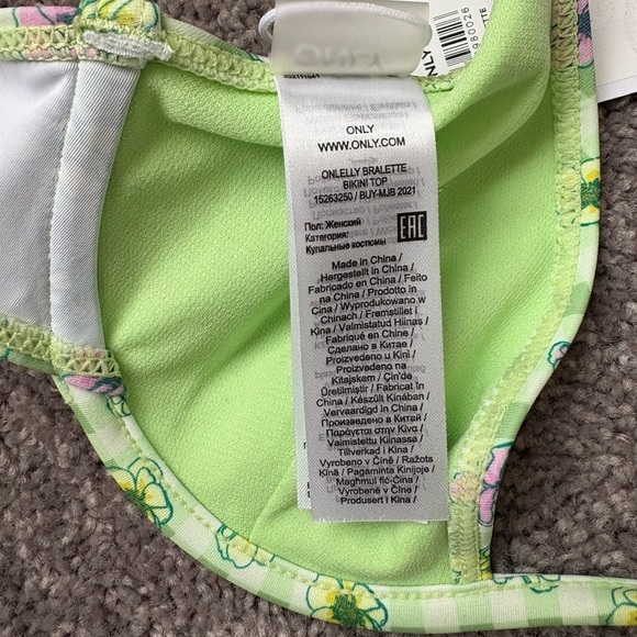 Floral Plaid Underwire Bralette Bikini Top Adjustable Straps Size Medium NWT - Picture 6 of 6